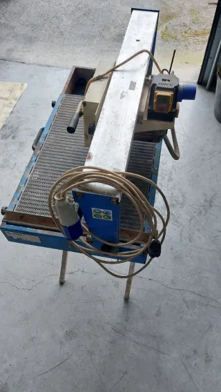 Cortadora Eléctrica con agua para Gres