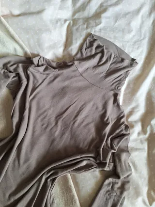 Camiseta cuello alto marrón vintage Talla M