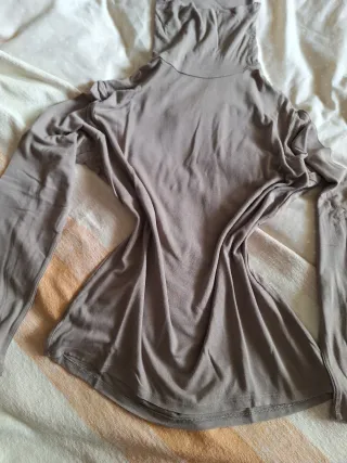 Camiseta cuello alto marrón vintage Talla M