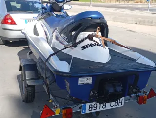 Moto de agua Bombardier Gtxdi-135 tres plazas