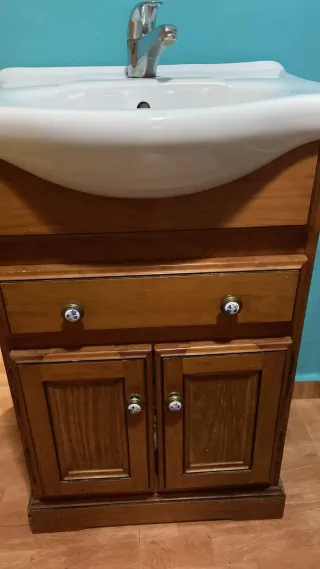 Mueble de baño madera y cerámica