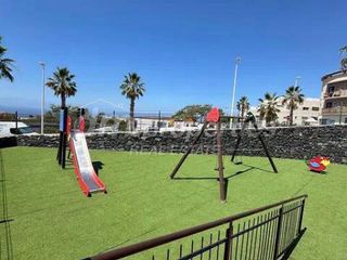 Piso en venta en Adeje ciudad en Adeje