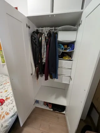 Armario Nuevo Ikea Brimnes 3 puertas blanco.