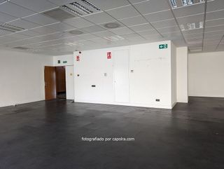Oficina en venta en Bufalà en Badalona