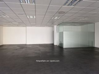 Oficina en venta en Bufalà en Badalona