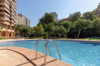 Piso en venta en Playa de Poniente en Benidorm