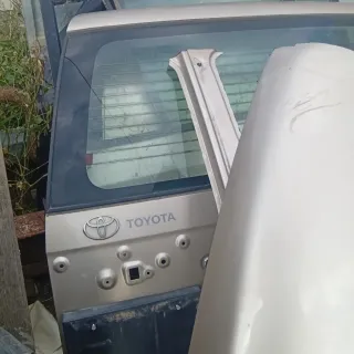 Toyota kdj95 95 2002