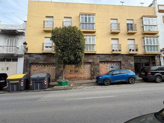 Local comercial en alquiler en La Banda - Campo de Fútbol en Chiclana de la Frontera