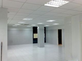 Local comercial en venta en Can Roca-Muntanyeta en Castelldefels