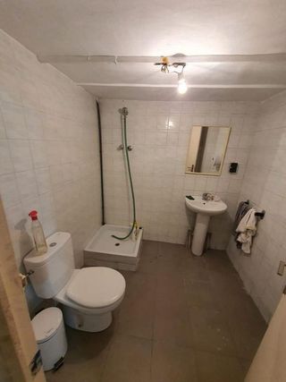 Local comercial en venta en Montigalà -Sant Crist en Badalona