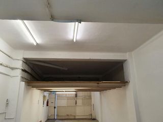 Local comercial en venta en Montigalà -Sant Crist en Badalona