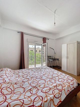 Piso en venta en Pajaritos - Plaza de Toros en Granada