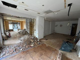 Local comercial en venta en Delicias en Zaragoza