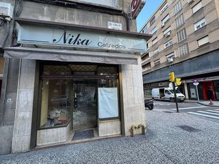 Local comercial en venta en Delicias en Zaragoza