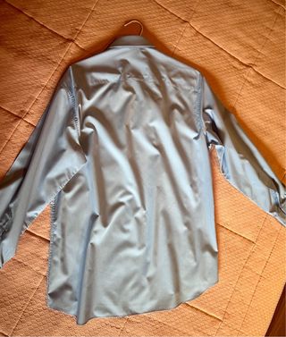 Camisa de vestir azul para caballero