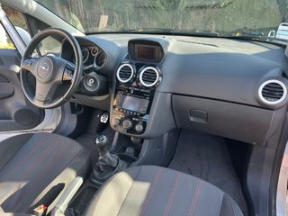 Opel Corsa color ediction dic-2011