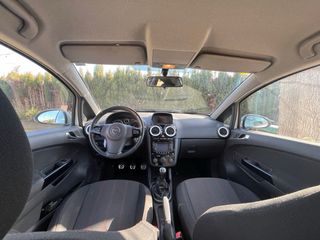 Opel Corsa color ediction dic-2011