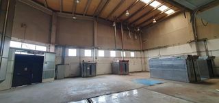 Nave industrial en venta en Torrelaguna