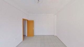 Piso en venta en Natzaret en Valencia