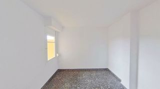Piso en venta en Natzaret en Valencia