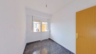 Piso en venta en Natzaret en Valencia