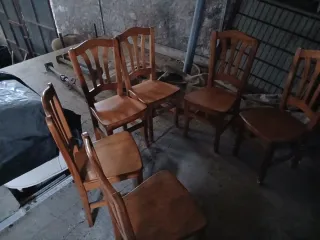 Juego de 6 sillas de madera