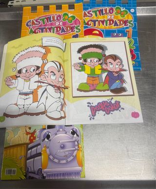 4 cuadernos surtidos con actividades infantiles