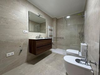 Piso en alquiler en Centro en Ourense