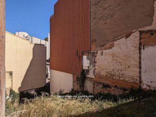 Terreno en venta en Centre en Sant Boi de Llobregat