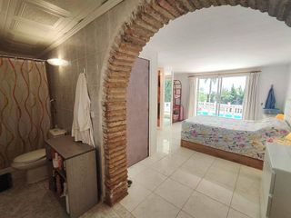 Chalet en venta en El Faro de Calaburra - Chaparral en Mijas