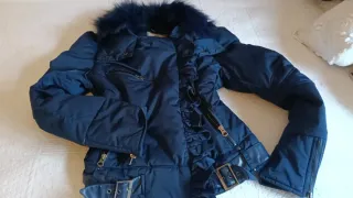 Cazadora azul con pelo