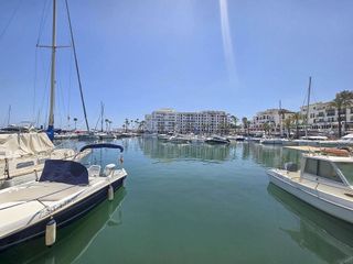 Estudio en venta en Puerto de la Duquesa en Manilva