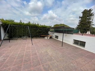 Chalet en venta en Peña de las Águilas en Elche