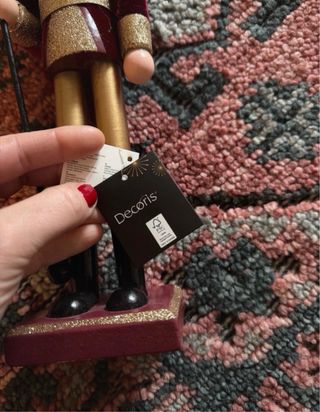 Schiaccianoci in legno decorativo