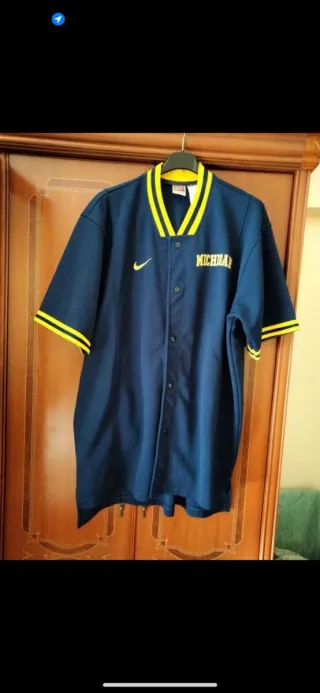 Chaqueta Nike Michigan Azul y Amarilla