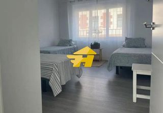 Piso en alquiler en Ensanche Centro - Puerto en Málaga