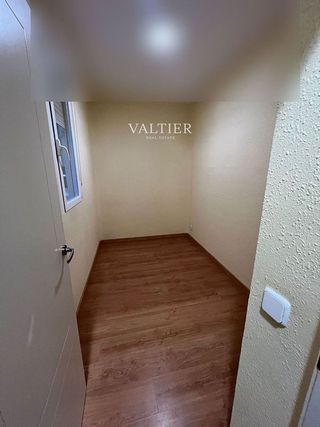 Piso en alquiler en Jerónimos en Madrid