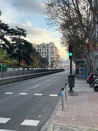 Piso en alquiler en Jerónimos en Madrid