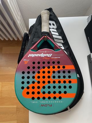 Pala de pádel Bullpadel Pro Flow