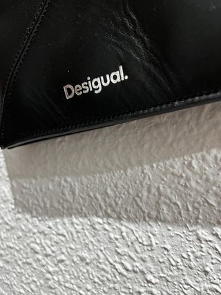 Bolso Corazón Desigual Negro piel