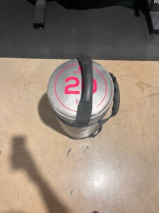 2 Wall Ball DOMYOS 9kg y 6kg + saco de 20 kilos