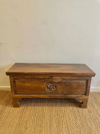 Antiguo baúl de madera Italia s.XIX