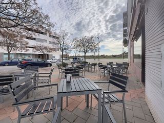 Bar en alquiler en Puerto de la Torre - Atabal en Málaga