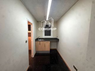Oficina en alquiler en Vila de Gràcia en Barcelona