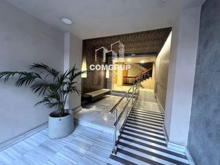 Oficina en alquiler en Vila de Gràcia en Barcelona