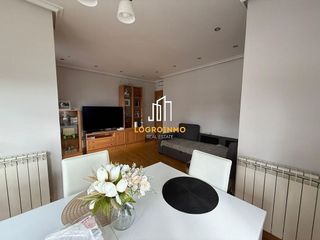 Piso en venta en Portillejo - Valdegastea en Logroño