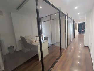 Local comercial en alquiler en Pubilla Cases en Hospitalet de Llobregat, L´