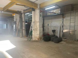 Local comercial en venta en Fondo en Santa Coloma de Gramanet