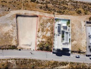 Terreno en venta en Zubia (La)