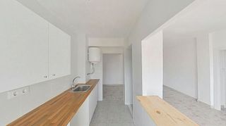 Piso en venta en Ciutat Fallera en Valencia